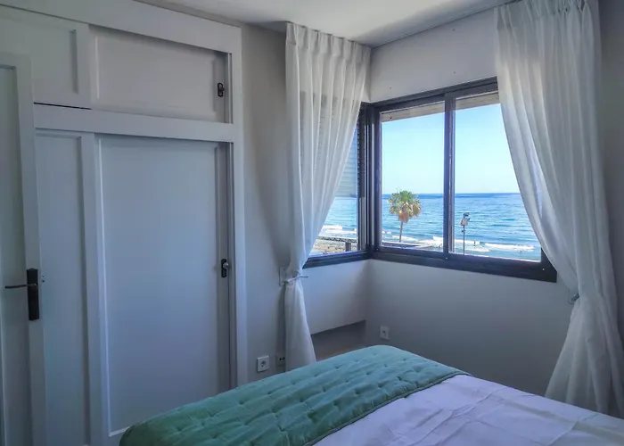 Precioso Piso A Orillas Del Mar En Fuengirola